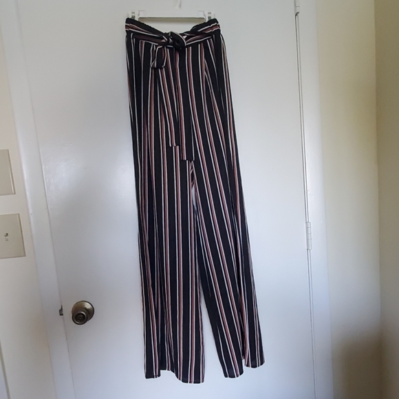 Papaya Pants - NWT Striped trousers